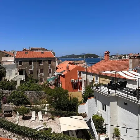 In Center Of Mali Lošinj