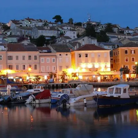 Lejlighed In Center Of Mali Lošinj