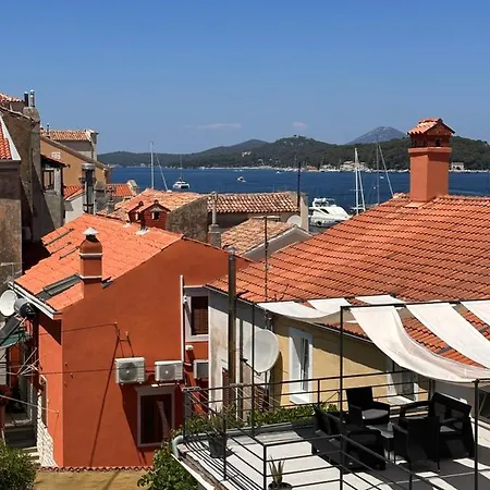 In Center Of Apartment Mali Losinj